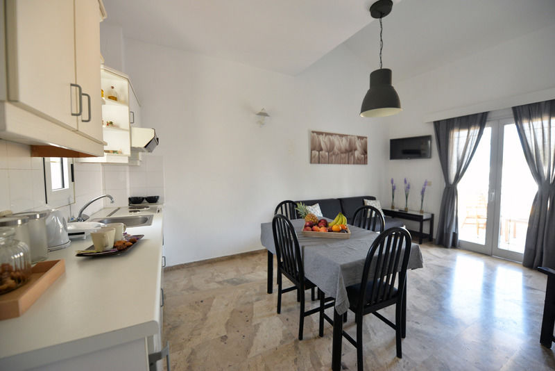 Hotel Anna Apartments Kokkini Hani Экстерьер фото